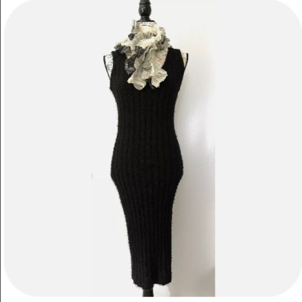 Women’s Sexy Black Rubbed Long Below Knee Sleeveless Dress Almost Famous